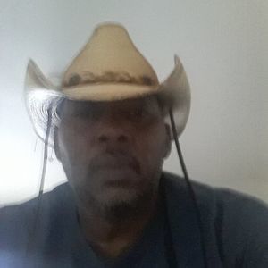 Meet your Posher, Tommie